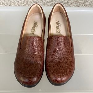 Alegria brown pebble grain leather wedge loafers